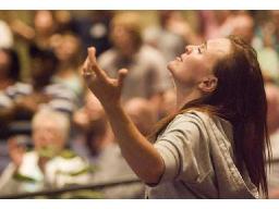 "GIVE THANKS DAILY" BY ANDREW WOMMACK  