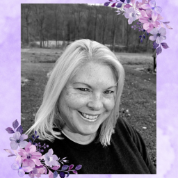  Lisacarriemarie sings at Cup of Love Coffeehouse as featured artist