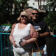 JOELEENA-2a17332_263502617751_3351280_n