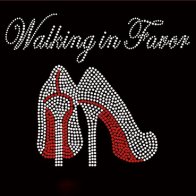 150811Walking_in_Favor_Heels__77576.1441318833.380.380