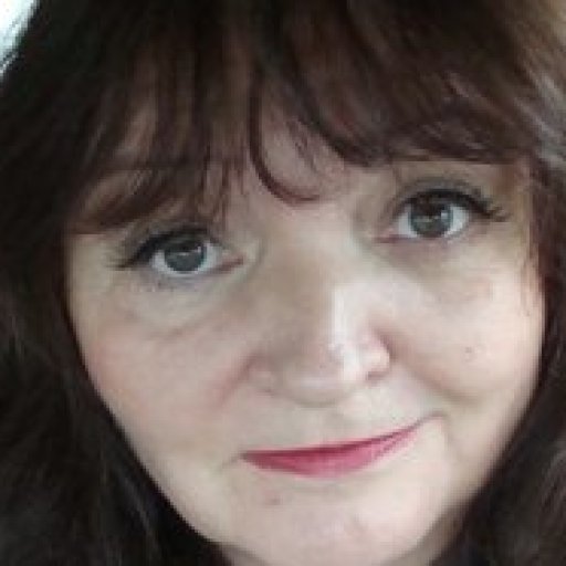 1333659550_Cindy_11_2011_hd_shot