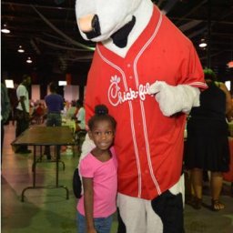 214-ChickfilACow2.jpg