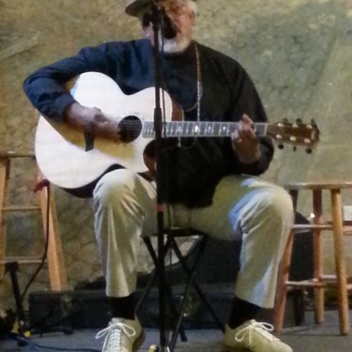 338-1507906_10203138887379142_464899223_n