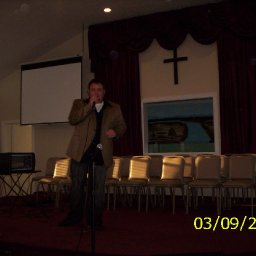 3700-Trynitys9thbdayMarksHawesvilleSinging021.jpg