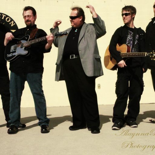 3731-430686_204930036274626_140230719411225_275830_1165661488_n