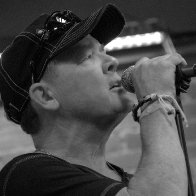 3882-RDBlackandWhiteProfilePictureattheLighthouseCafe5312011.jpg