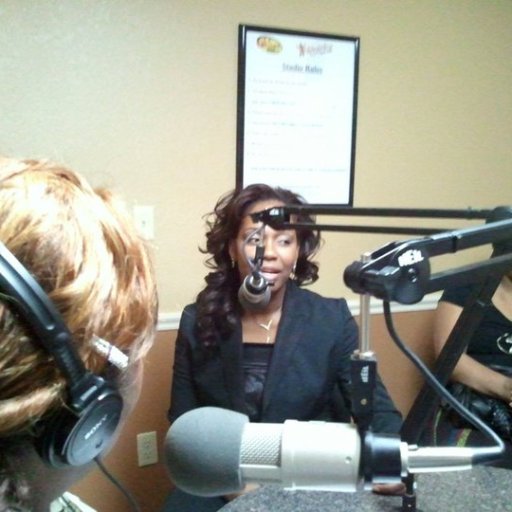 4564-222163_202765326423356_100000696707205_590729_2799867_n