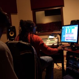 4936-MeachamandTyronemixing.JPG