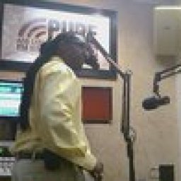 4940-MeAtWJNJPureRadio.jpg