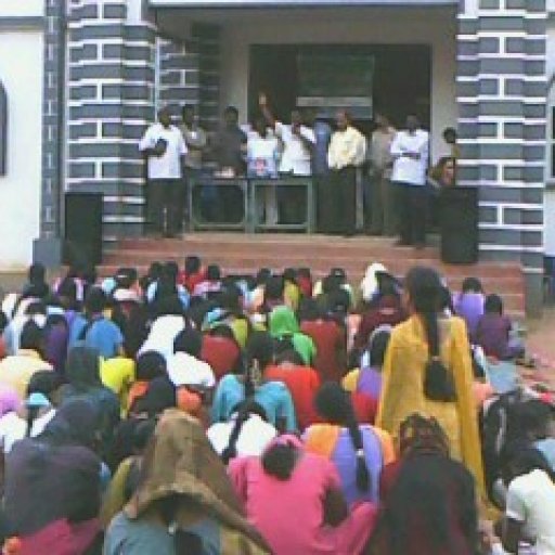 5064-blessing2004022