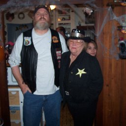 5661-KenasabikerandJoanasthesheriffofYoville.JPG