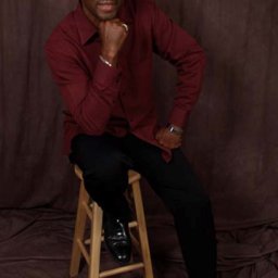 6094-pastors20bio.jpg