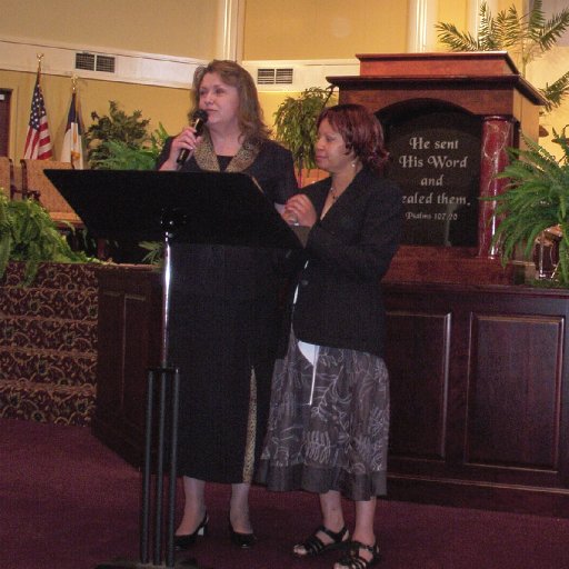 6410-DFIConferenceSandyGambleCarolyn