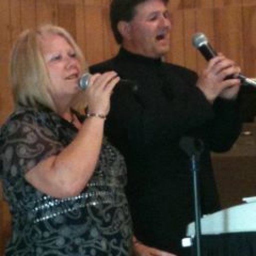 Steve_Apryl_gospel_sounds_duet_picture