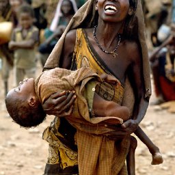 Somalia_Famine_Mother_child_A-1.jpg